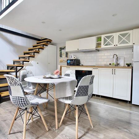 Studio Apartment By Hi5- Rozsa Street Budapest Bagian luar foto